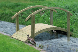 Garden bridge Gama